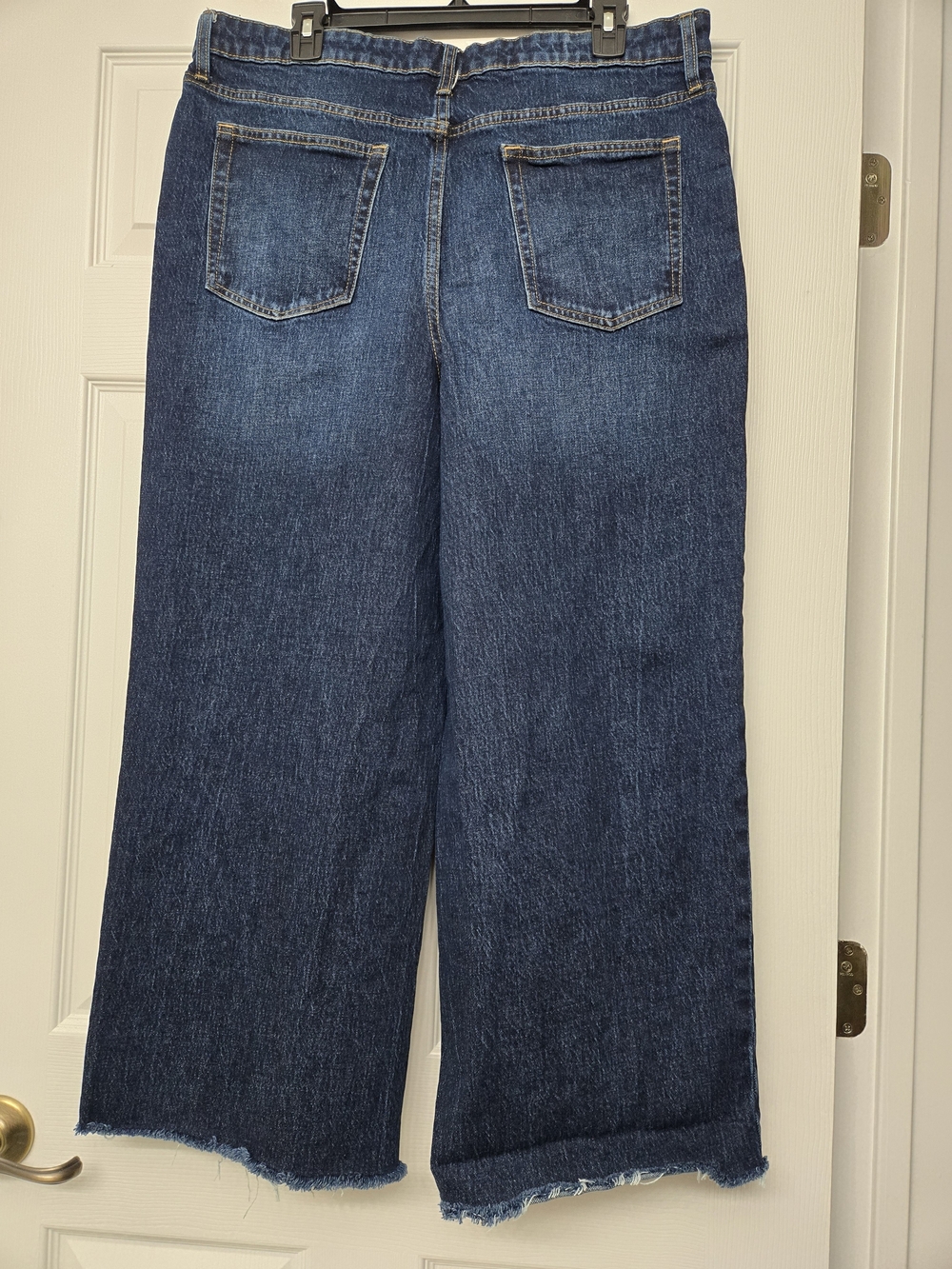 Women’s Wide Leg Crop Dark Blue Denim Jeans - Picture 2 of 3